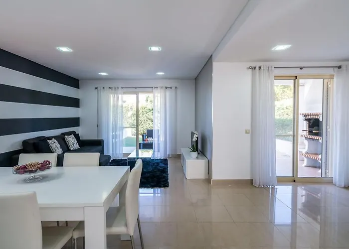 Дом отдыха Cantinho By Intiholidays *