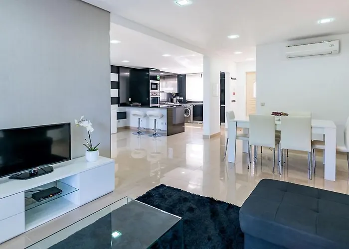 Cantinho By Intiholidays * Albufeira