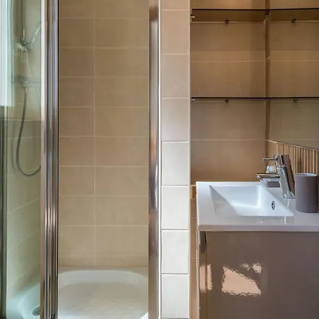 Cantinho - Superb Townhouse For 6 Persons At Galé Hébergement de vacances