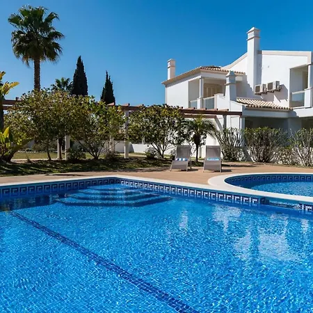 Cantinho - Superb Townhouse For 6 Persons At Galé * Albufeira
