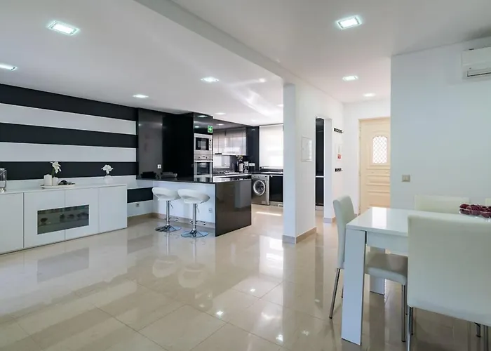 Cantinho By Intiholidays Semesterbostad *